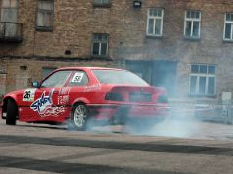 Liepājā rallija supersprintā uzvar Kristaps Feldmanis (galerija)