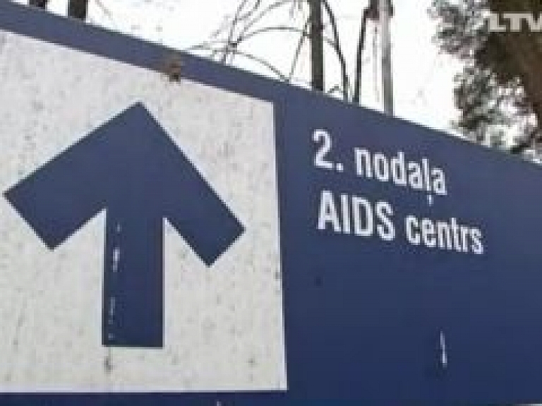 Latvijā pieaug HIV/AIDS izplatība (video)