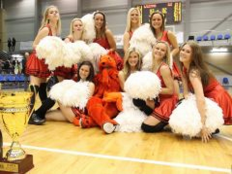 "Liepājas Lauvas" izsludina uzņemšanu karsējmeiteņu deju grupā