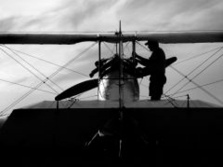 Rīgā atklās izstādi "Kur ir mana lidmašīna?"