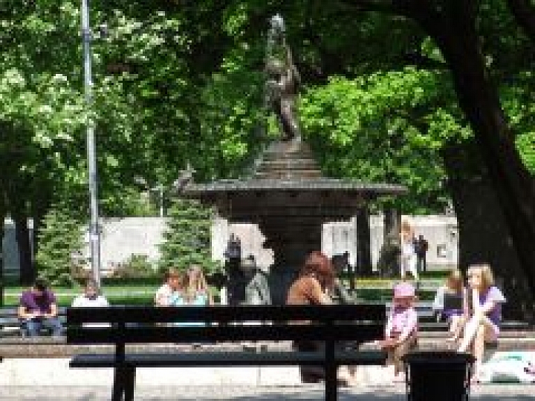 Vērmanes dārzā aicina bērnus izgudrot Rīgu