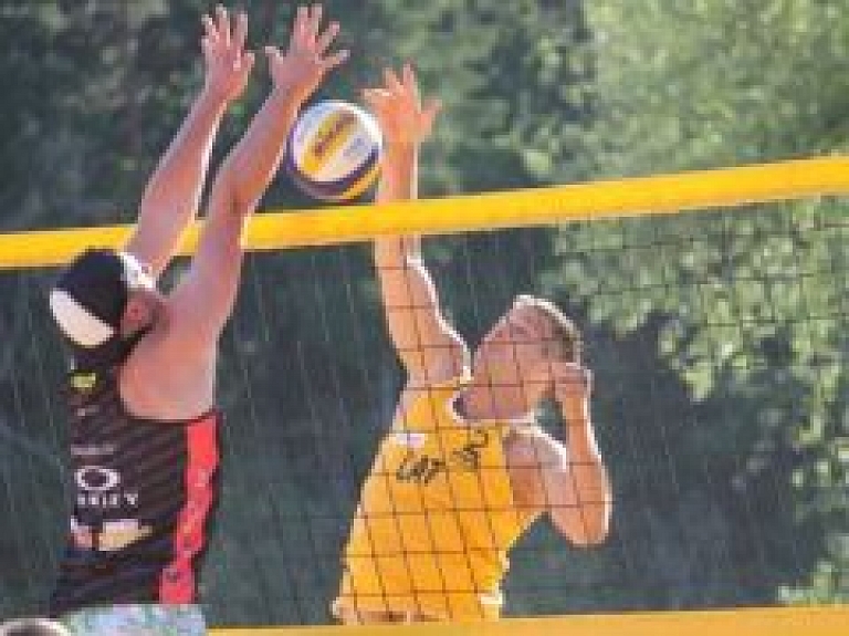 Sestdien "Valmiera beach 2012" noslēgums kopā ar Multiklubu (video)