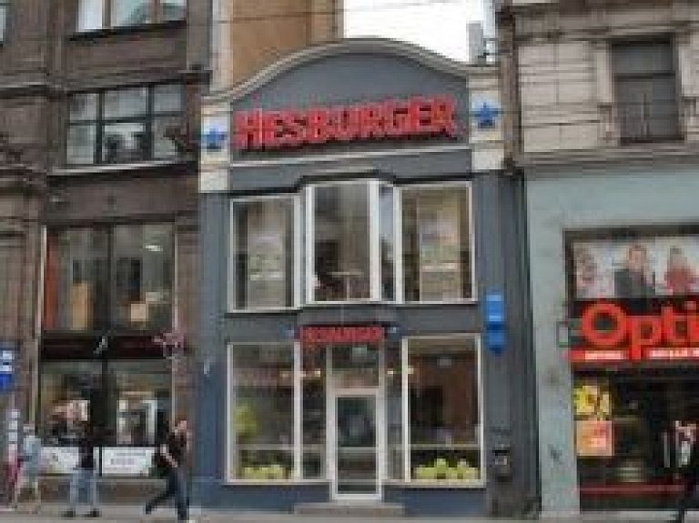 Investējot 350 000 eiro, Hesburger atver trīsdesmit otro restorānu Latvijā