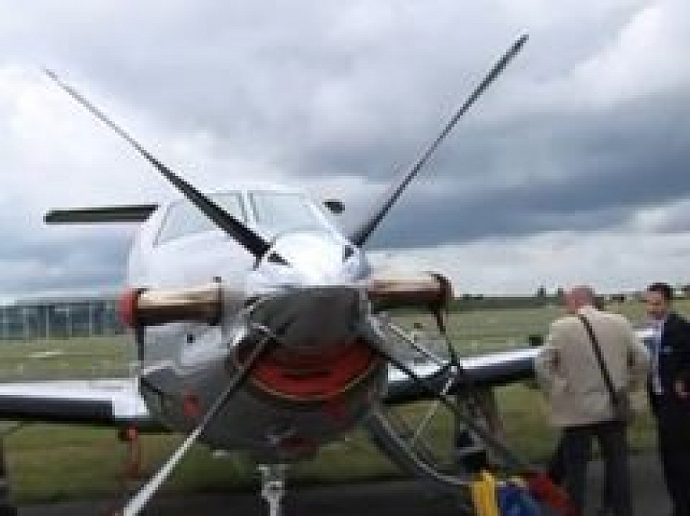 Farnborough aviācijas šovs (video)