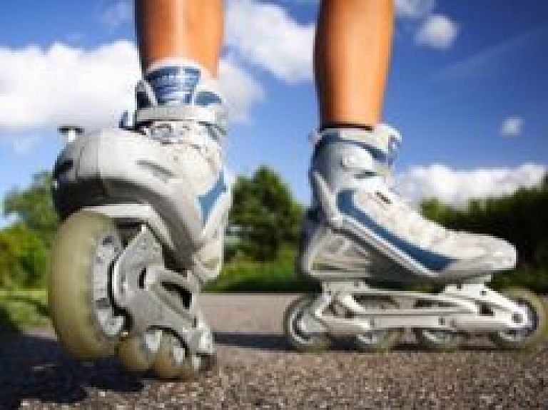 Viļakas novada sporta skolas audzēkņi piedalījās sacensībās uz rollerslēpēm
