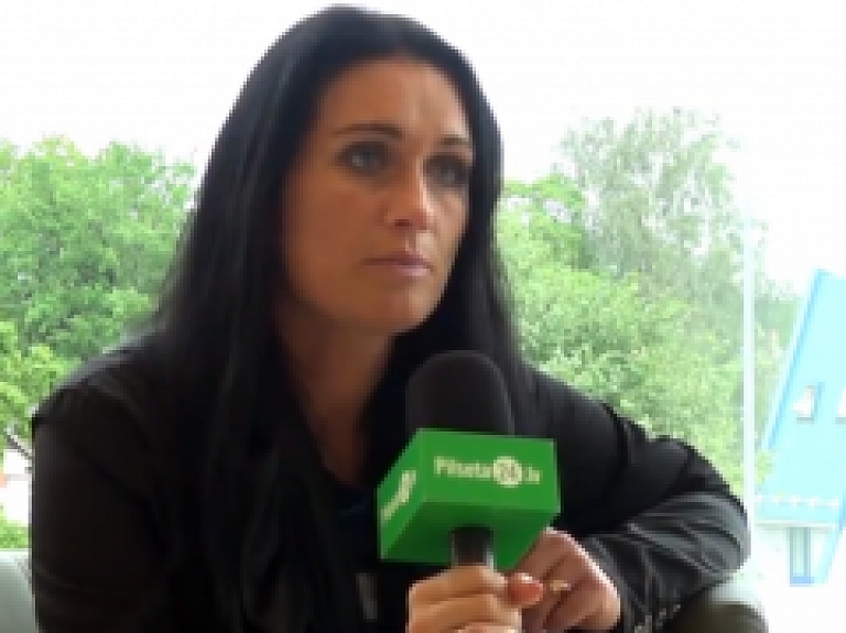 BabyBox pārstāve: projekts sevi attaisnojis jau ar pirmo atstāto mazuli (video)
