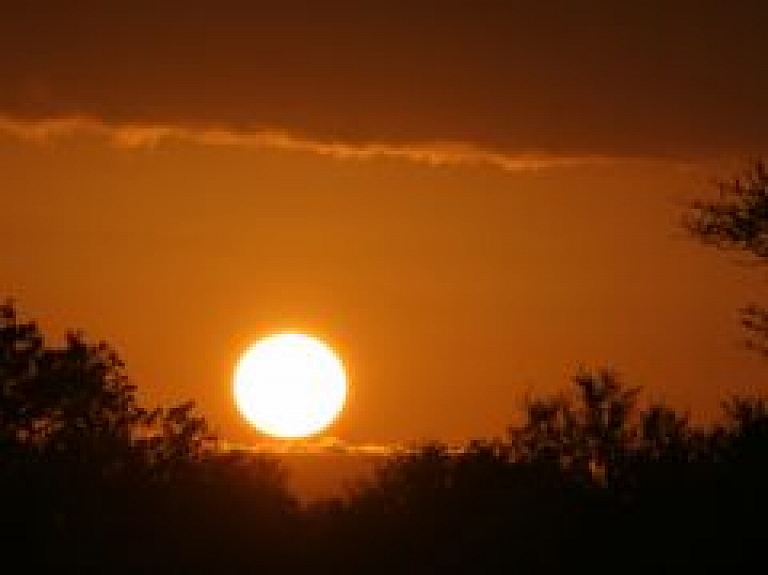 Aicina sagaidīt astronomiskos saulgriežus Alūksnē un Jaunlaicenē