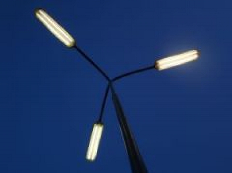 Tukuma novadā apgaismojumam tērēs vairāk nekā 90 000 Ls