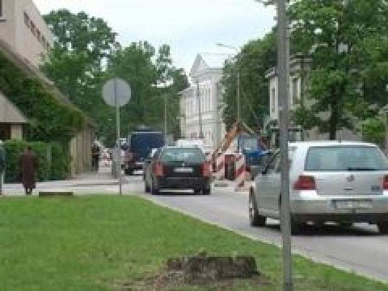 Jēkabpils ielu rekonstrukcija norisinās bez kavēšanās (video)