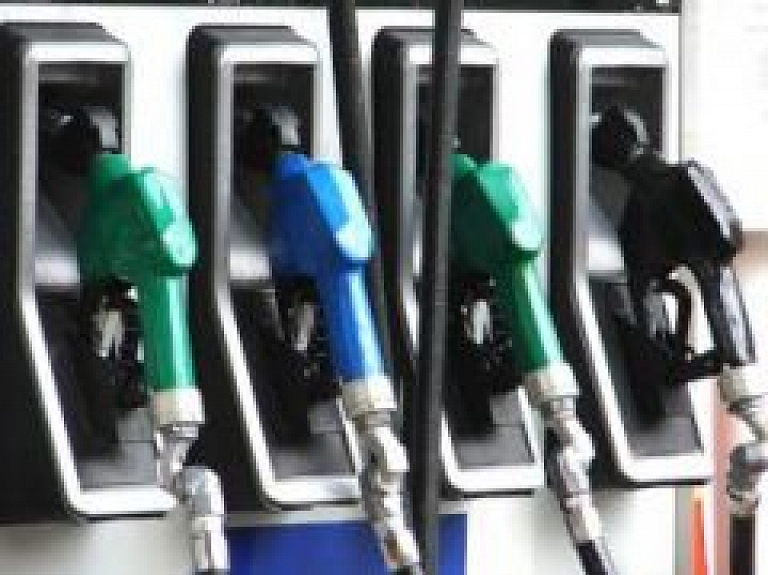 Talsenieki iecienījuši automašīnas ar dīzeļdegvielas dzinēju