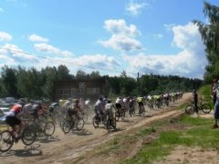 Apē norisinājies TREK MTB maratona 3.posms
