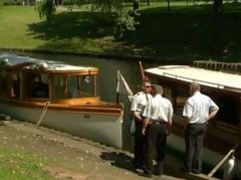 Rīgas kanāla kuģīšiem negodīgi konkurenti (video)