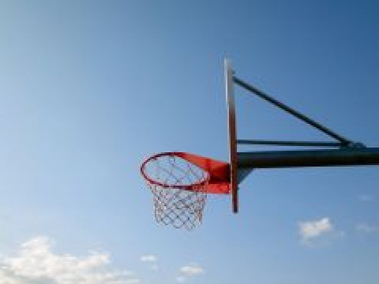 Basketbola klubā – trīs sportisti no Jēkabpils