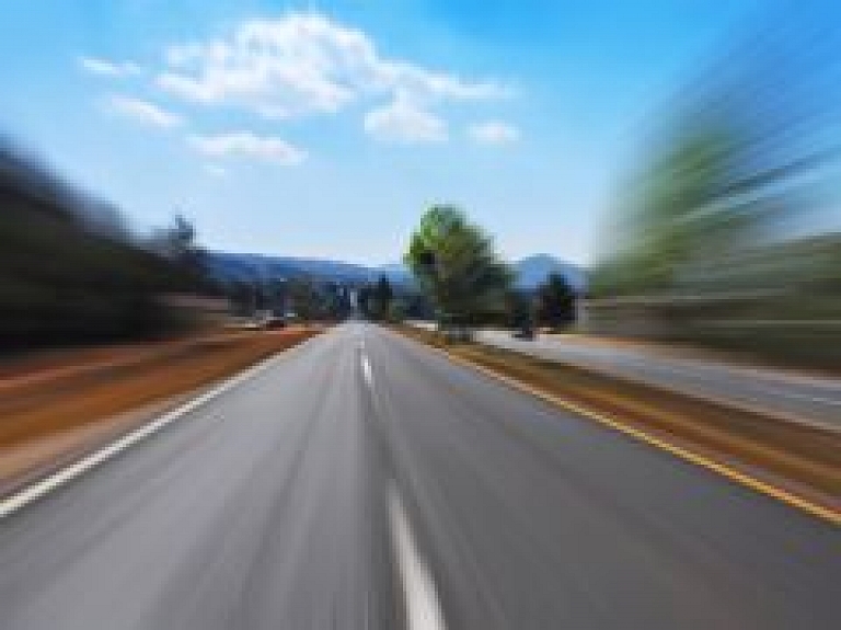 Jelgavā sezonu atklās "Drifta Gateris"