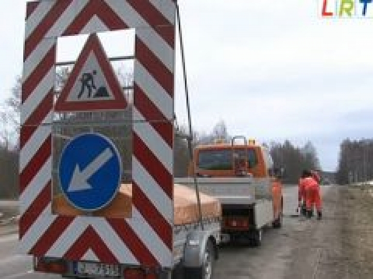 Preiļu apkārtnē ceļu stāvoklis nav iepriecinošs (video)