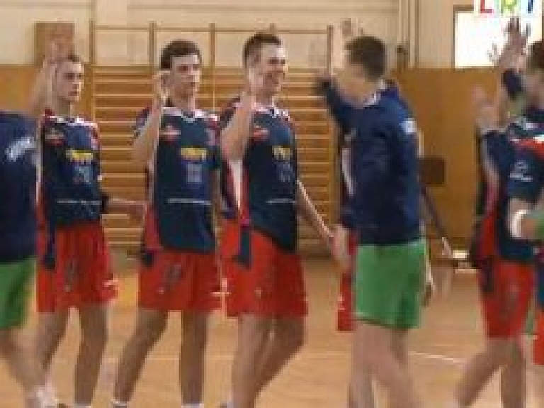 Ludzas handbolisti Latvijas čempionātā vieni no labākajiem (video)
