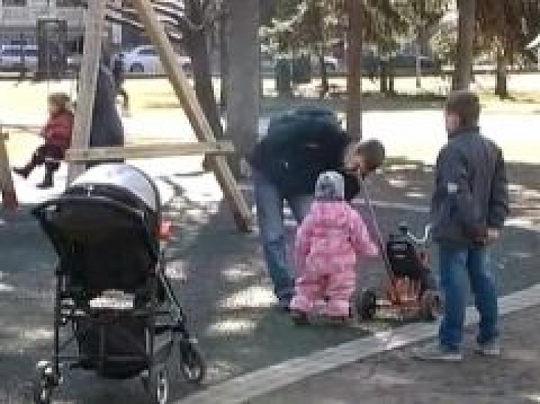Neuzkrājot naudu vecumdienām, sevi nolemjam nabadzībai (video)