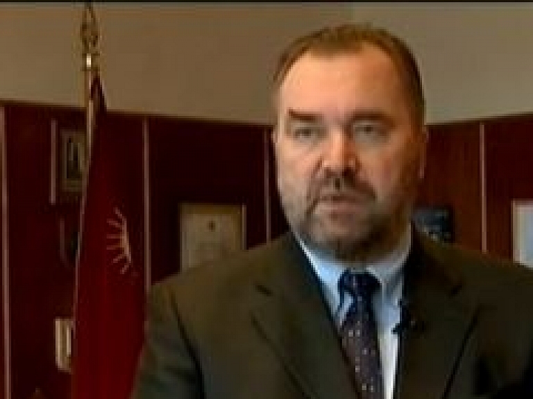 Vecumnieku cietums nelikumīgi nodarbojas ar gaļas pārdošanu (video)