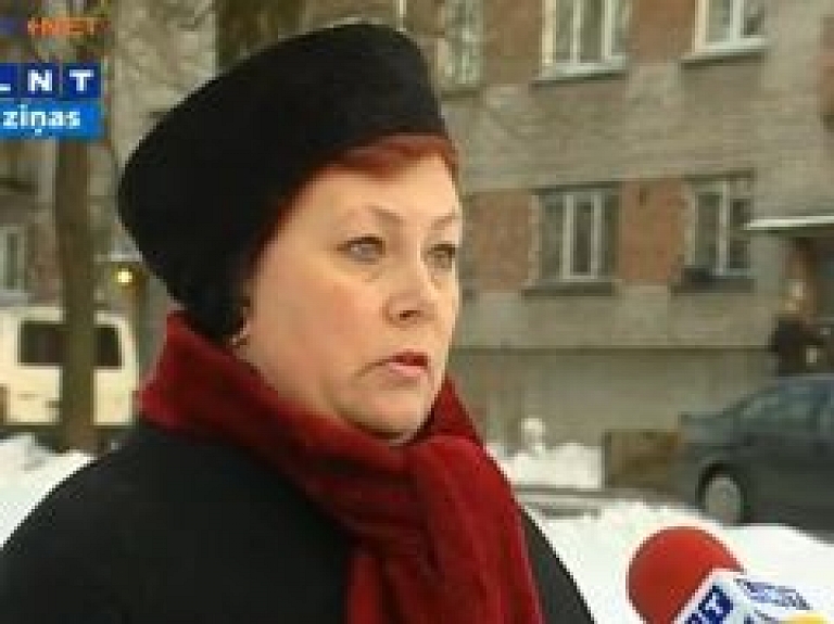 Rīdzinieki sūdzas par zemes nomas maksu (video)