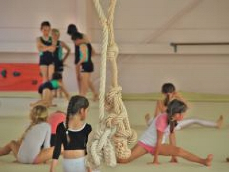 Siguldā darbu uzsāk Ielu vingrotāji