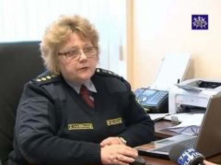 Talsu novadā aktualizējas klaiņojošo dzīvnieku problēma (video)