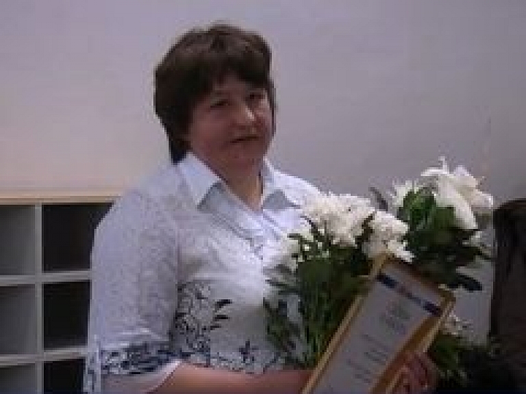 Līga Muša no Jēkabpils novada atzīta par 2011.gada labāko pastnieci (video) - papildināts