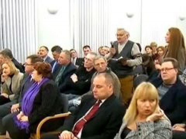 Rēzeknieši: no prezidenta vizītes neko neesam guvuši (video)