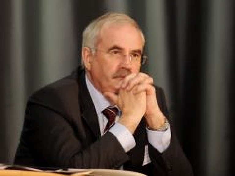 Jelgavas šī gada budžetu plāno par 4 miljoniem latu mazāku nekā pērn