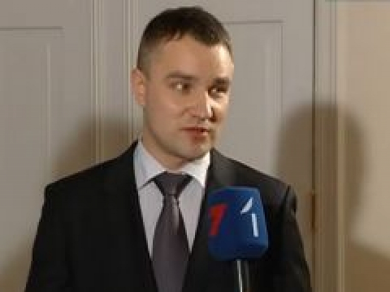 Eksperti: referenduma neapturēšana no juridiskā viedokļa ir loģiska (video)