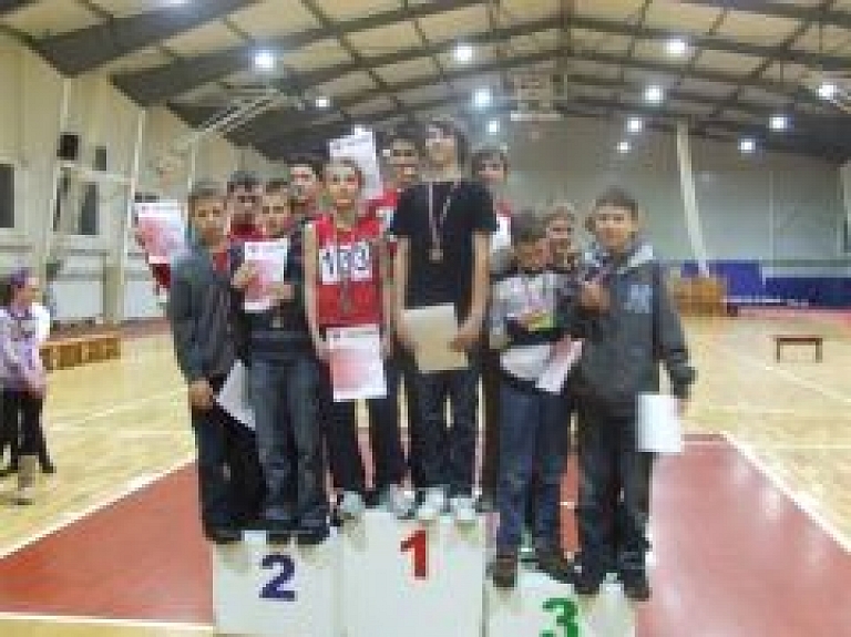 Jēkabpilieši ar labiem rezultātiem startē Latvijas čempionātā vieglatlētikā (galerija)