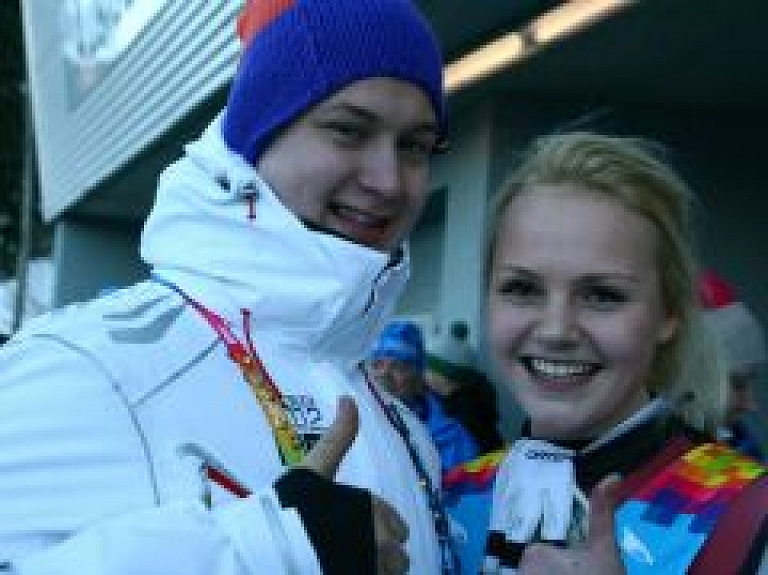 Siguldiete Ulla Zirne izcīna bronzas medaļu Insbrukā (video) - papildināts