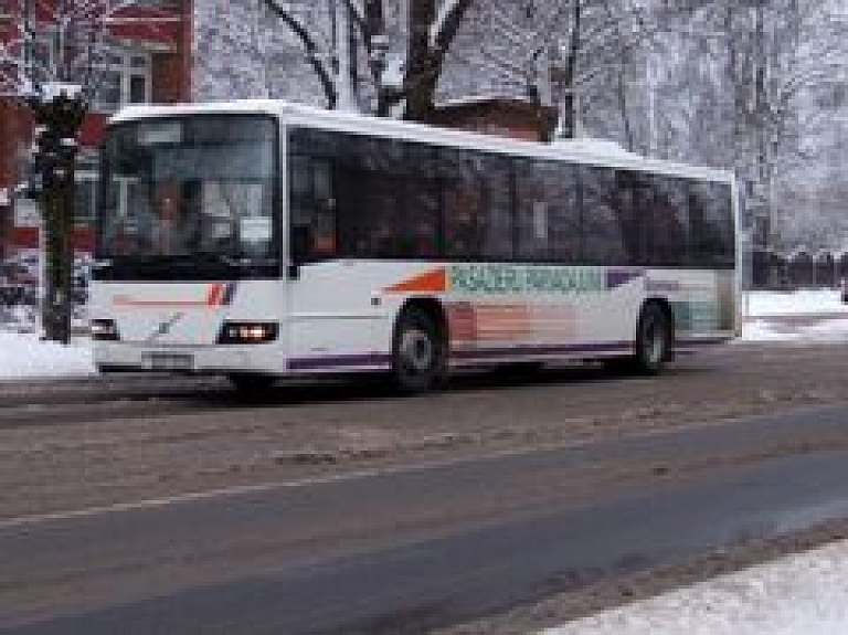 Par SIA "VTU Valmiera" kontroles dienesta darbu Valmieras pilsētas sabiedriskajā transportā