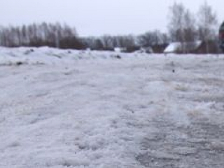 Mirusi Krāslavas traģiskajā avārijā bojāgājušā jaunieša vecmāmiņa; divi no vecākiem ievietoti psihiatriskajā slimnīcā