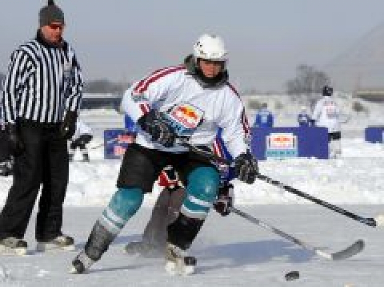 Talsos norisināsies Red Bull Open Ice dīķu hokeja čempionāta posms
