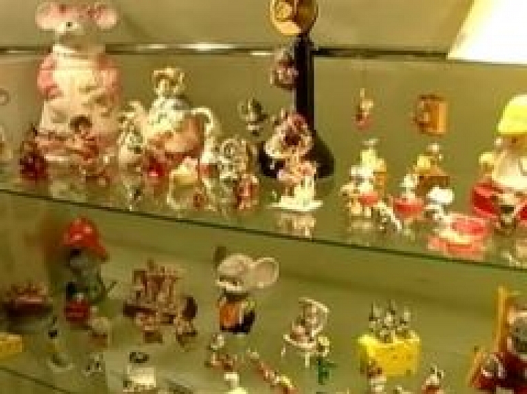 Mazsalacas muzejā aplūkojama unikāla peļu kolekcija (video)