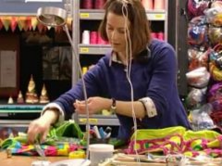 Rīgā viesojas pasaulslavenais cirks "Cirque du Soleil" (video)