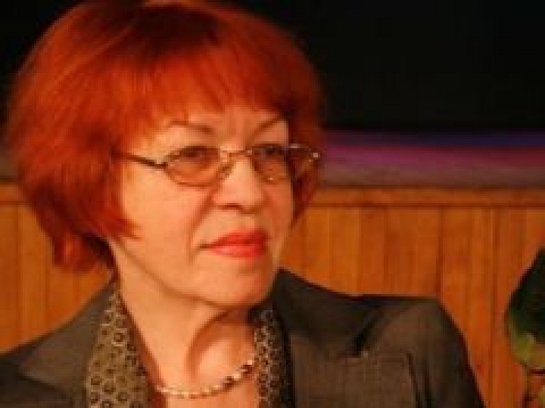 Gaļina Birkava: Aušana ir mans dzīvesveids (video) - papildināts