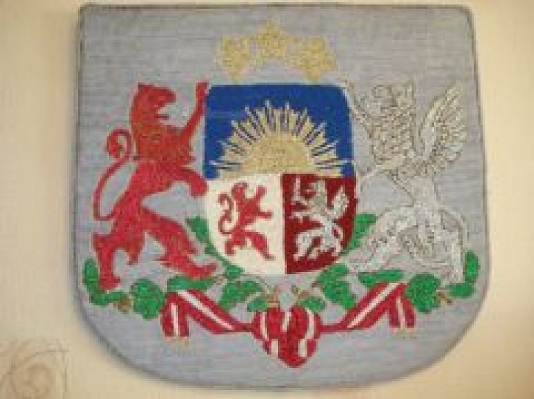 Siguldas pagasta kultūras namā atklās audējas Valijas Bērziņas darbu izstādi "Cauri dzīvei ar aicinājumu"