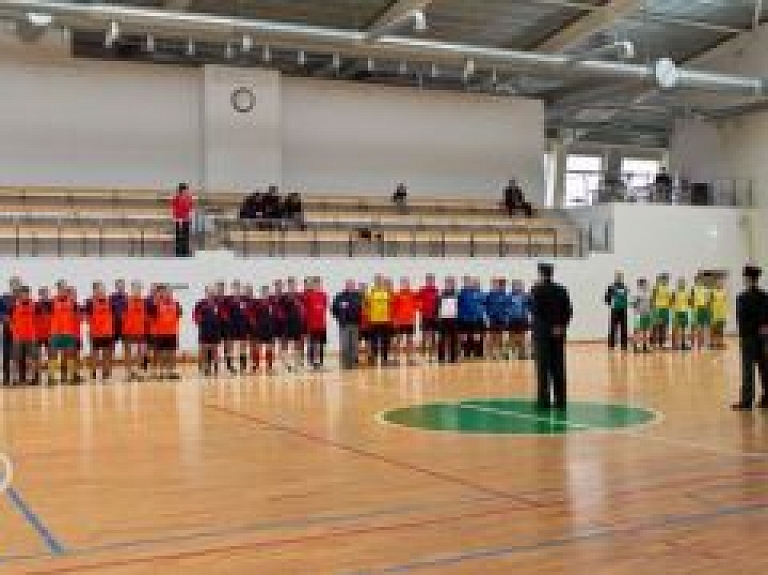 VRS Ludzas pārvaldes izlase uzvar robežsargu sacensībās futbolā (galerija)