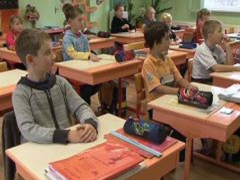 Talsu TV: Lībagu sākumskolas kolektīvs satraukts par iespējamām pārmaiņām (video)