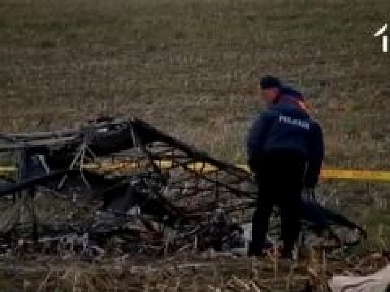 Noskaidrota lidmašīnas avārijā pie Turaidas bojāgājušā pasažiera personība (video) - papildināts