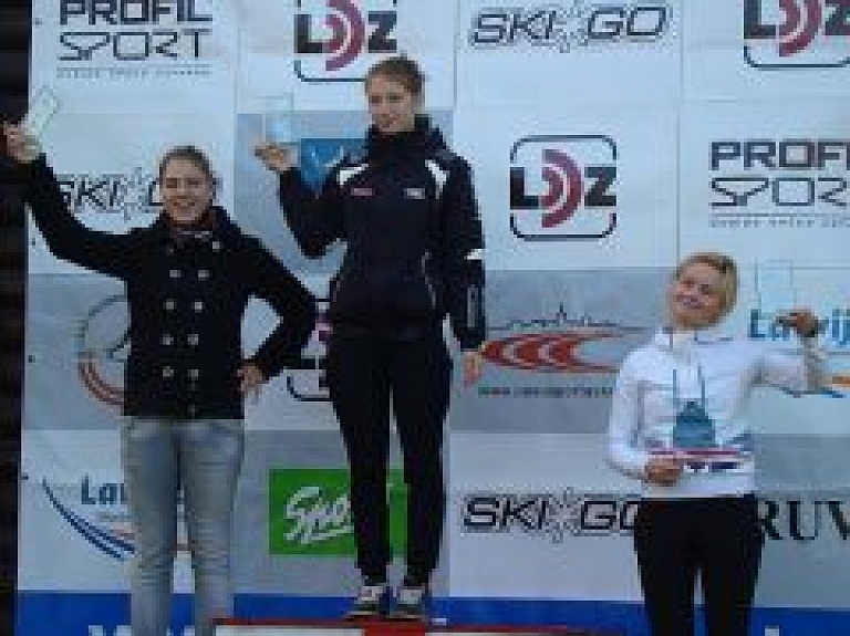 Krāslaviete Natālija Kovaļova uzvar "Rollertour" sacensību sērijas noslēguma posmā