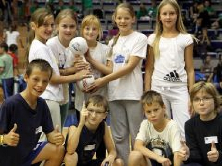 Olimpiskā diena Liepājā pulcē 720 skolu audzēkņus