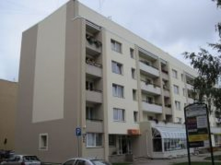 Noslēgusies daudzdzīvokļu dzīvojamās mājas Rīgas ielā 26 renovācija