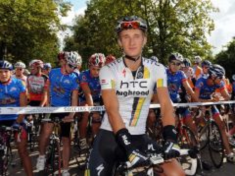 Siguldā Vienības brauciena Sporta braucienā pirmo vietu iegūst Gatis Smukulis - papildināts (galerija)