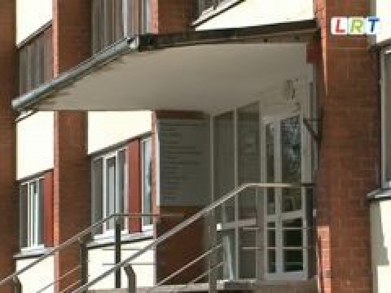 Rēzeknē divās augstskolas ēkās notiks renovācijas darbi (video)