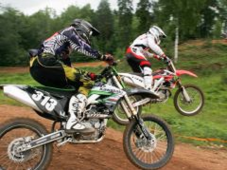 Kārsavas novadā Latvijas atklātā čempionāta motokrosā MX2 klasē uzvar Raivo Freibergs