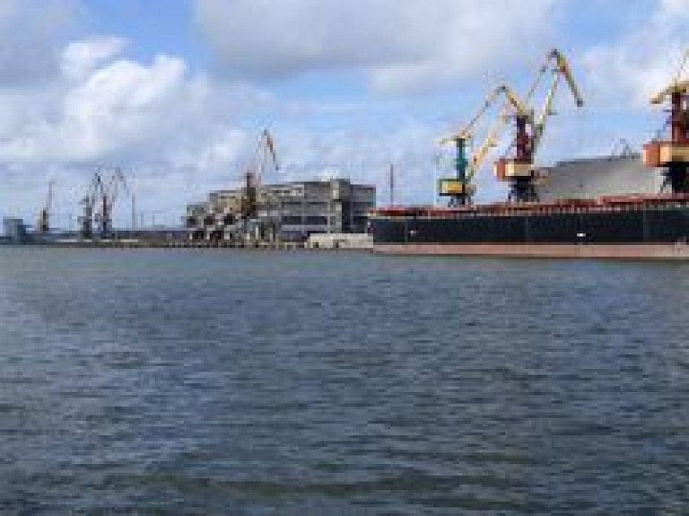 Ventspils ostā strādājošajiem termināliem palielinājies kravu apgrozījums