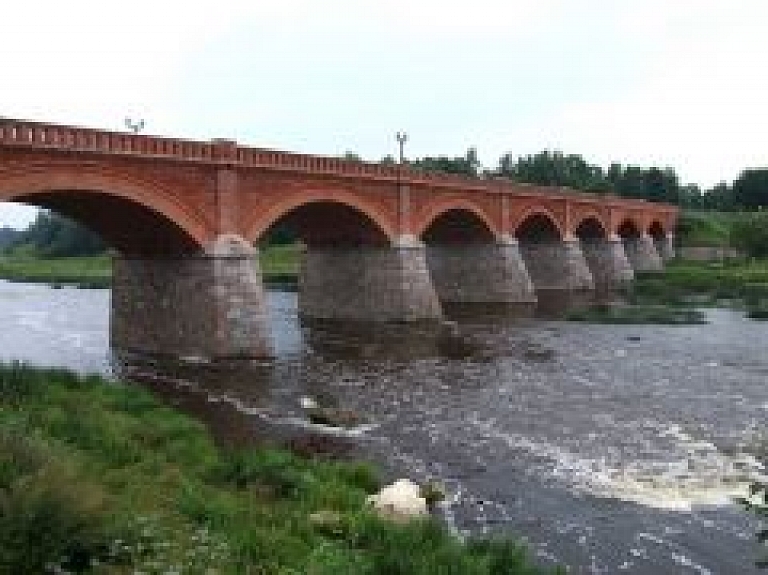 Svētdien Kuldīgā notiks Latvijas čempionāts kalnu divriteņu maratonā
