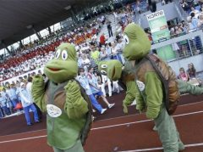 Aizkraukles novada un apkārtnes komandas veiksmīgi startē Latvijas Jaunatnes vasaras Olimpiādē (galerija)